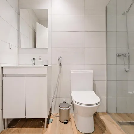 Διαμέρισμα Lovely Fully Equipped Near Subway N7